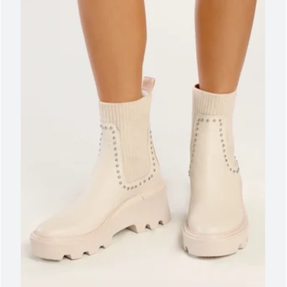Dolce Vita Shoes - Dolce Vita Womens Hoven Leather Studded Chelsea Boots